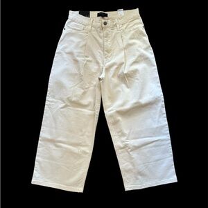 NWOT Banana Republic Cream Wide Leg Jeans